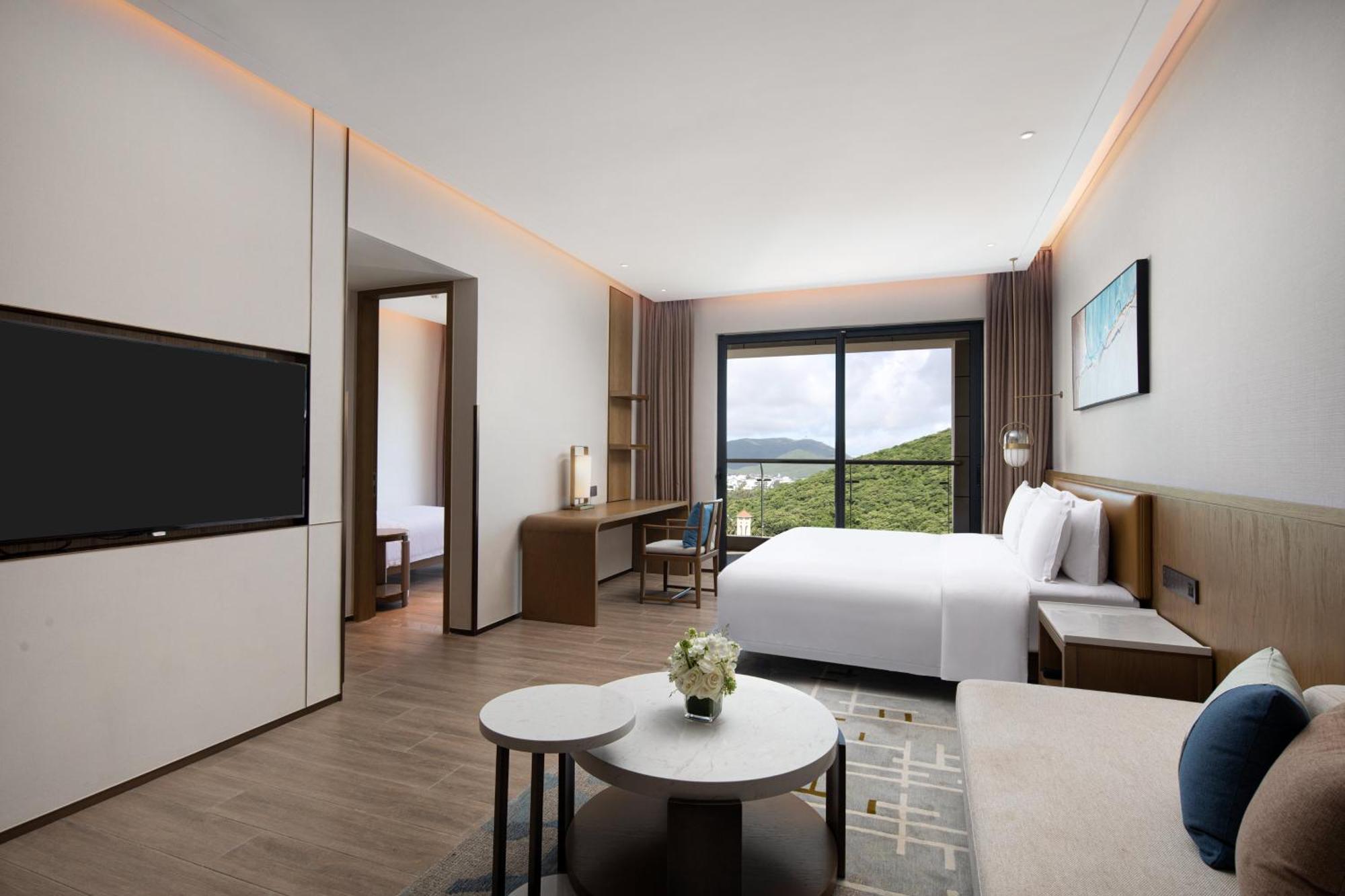 Holiday Inn & Suites Sanya Yalong Bay Exterior foto